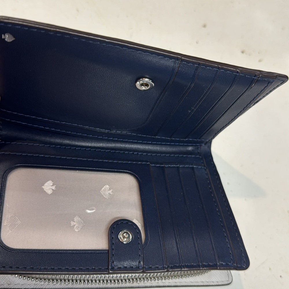 Kate Spade Wallet - Picture 4 of 4